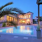 Luxury Magale With Large Pool Villa Biograd Na Moru