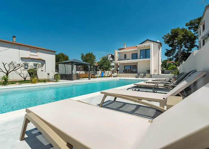 Luxury Magale With Large Pool * Biograd Na Moru
