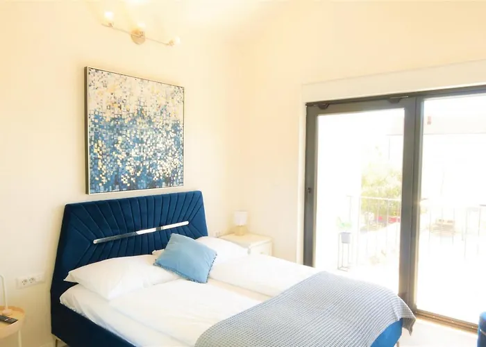 Luxury Magale With Large Pool Биоград-на-Мору
